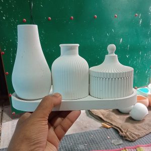 4 pics White Color Fuldani\Pen Holder Combo pack